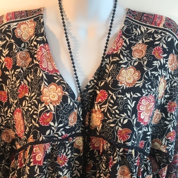 Knox Rose Boho Peasant Top - Picture 4 of 13